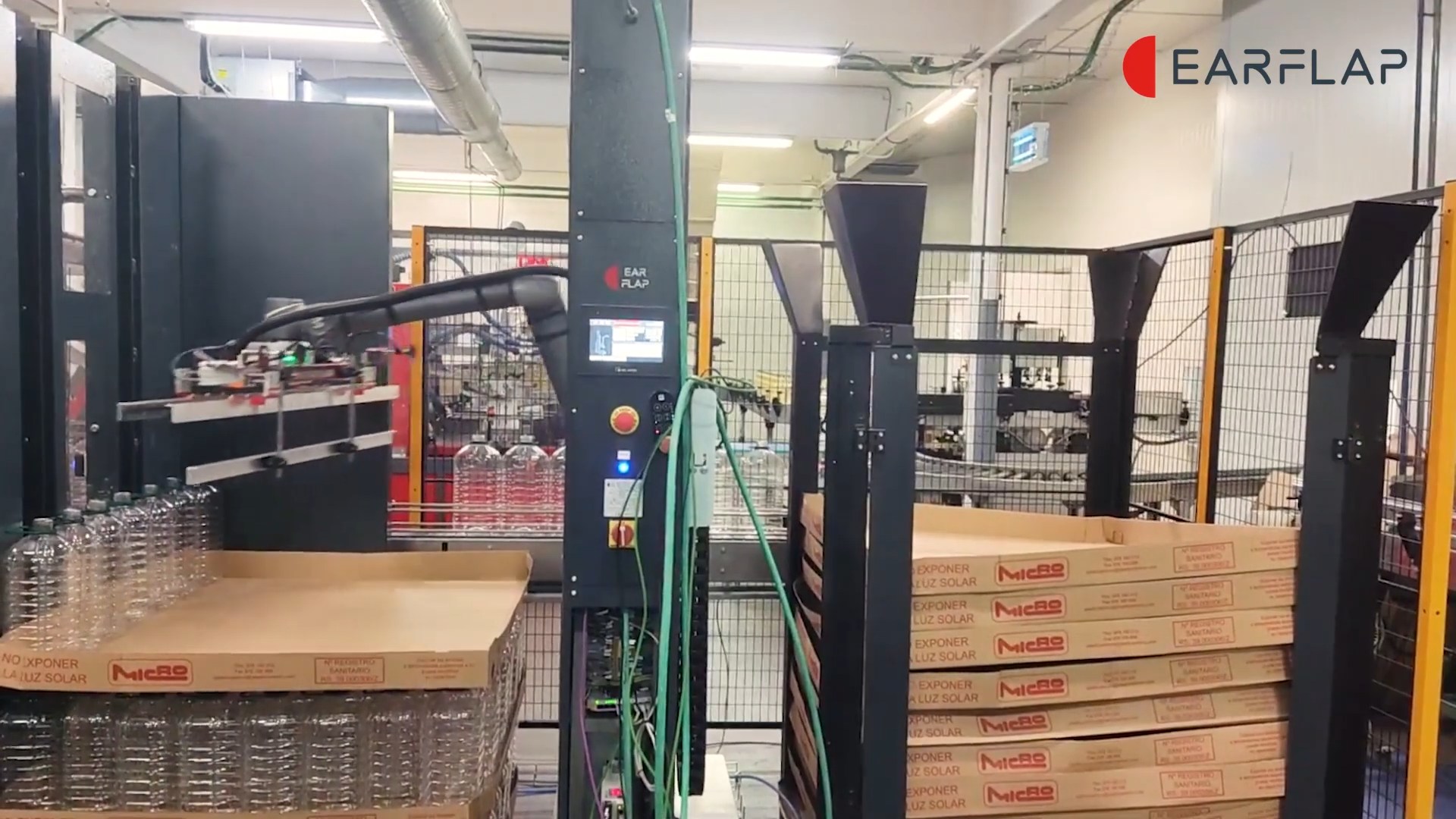 Cobot Techman do depaletyzacji pustych butelek plastikowych – we współpracy z EAR-FLAP