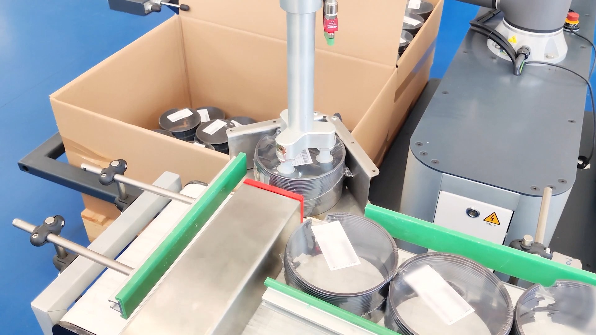 TM AI Cobot – System do paletyzacji
